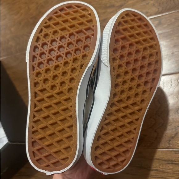 Vans Classic Checkerboard Slip-On Sneakers – Kids Size 12 🖤🤍 - Picture 3 of 5